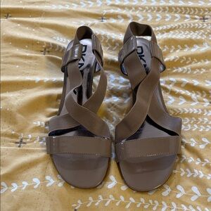 DKNY Women's Beige Strappy Sandals